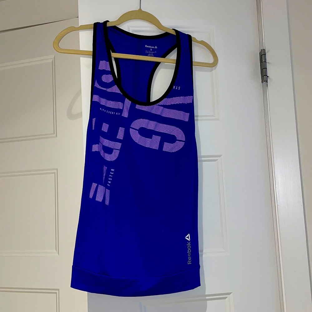 Reebok long workout top